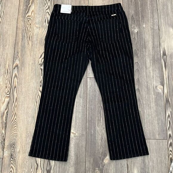 Kancan Black Striped Cropped Pants - Picture 2 of 10